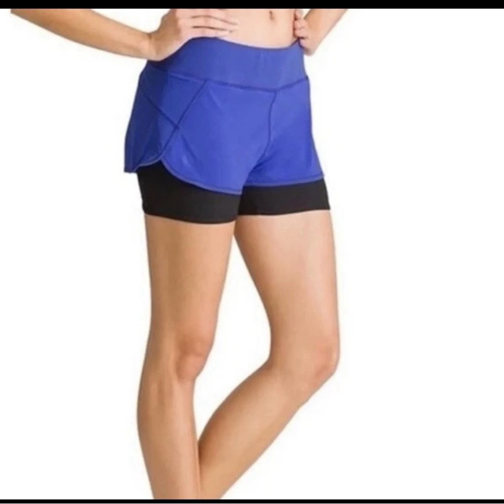 EUC Athleta Shortie 2 in 1 Shorts--Medium